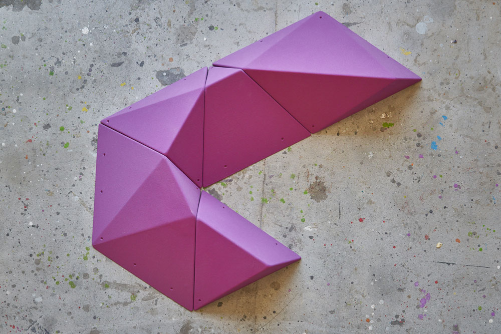Rhomboids | Rhomboids Joint // 6 Rhomboids mit jeweils zwei vertikalen, abgewinkelten Berührungsflächen | blocform | objects to climb